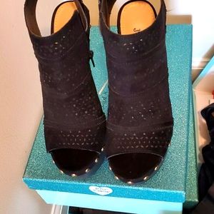 I m not wearing it they brandnew